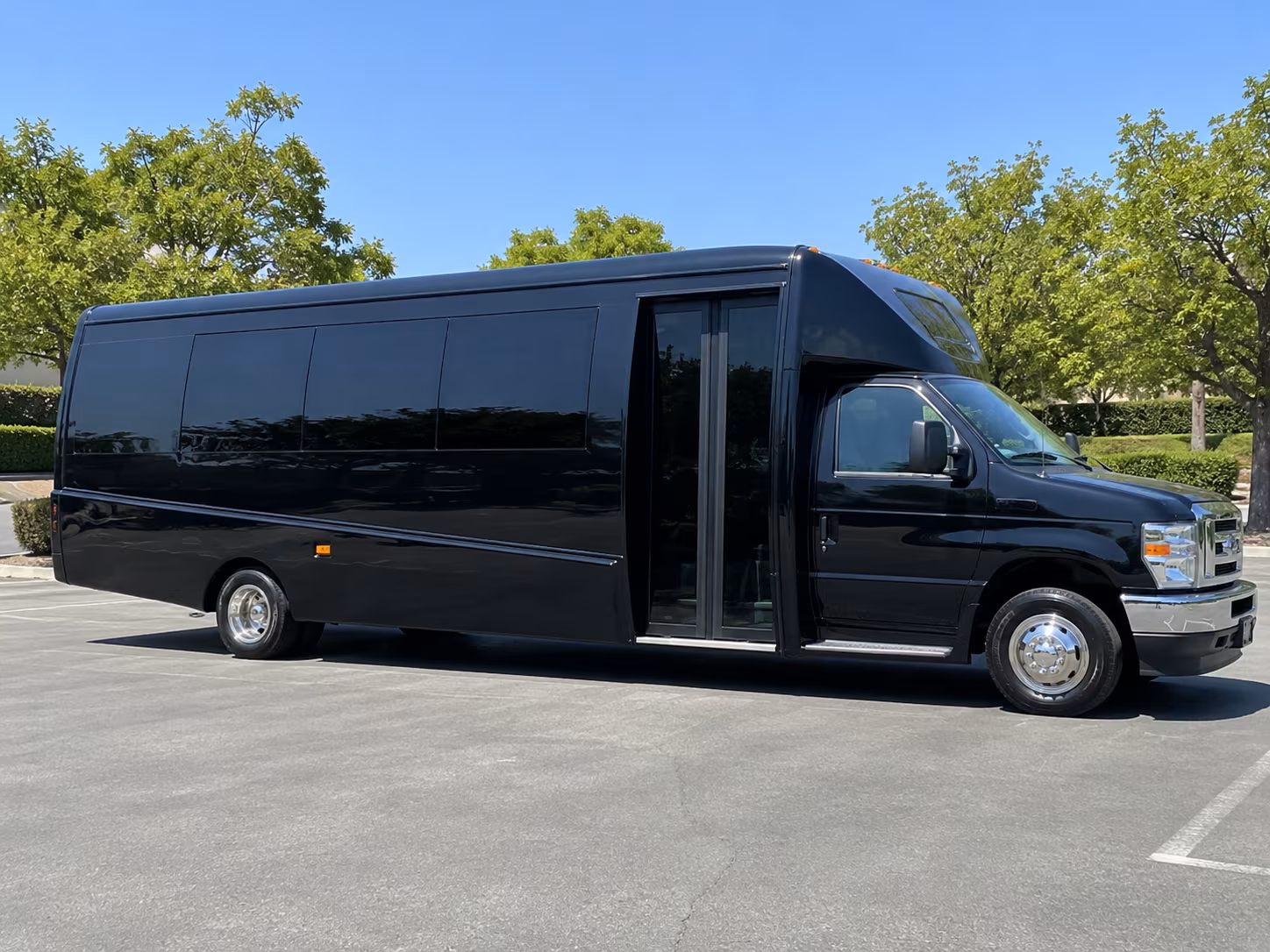 birthday party and group night out buses in pico rivera