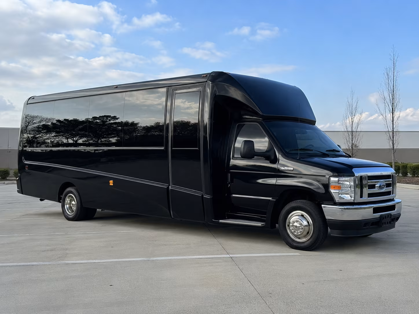 bus rentals for pico rivera mission and outreach groups
