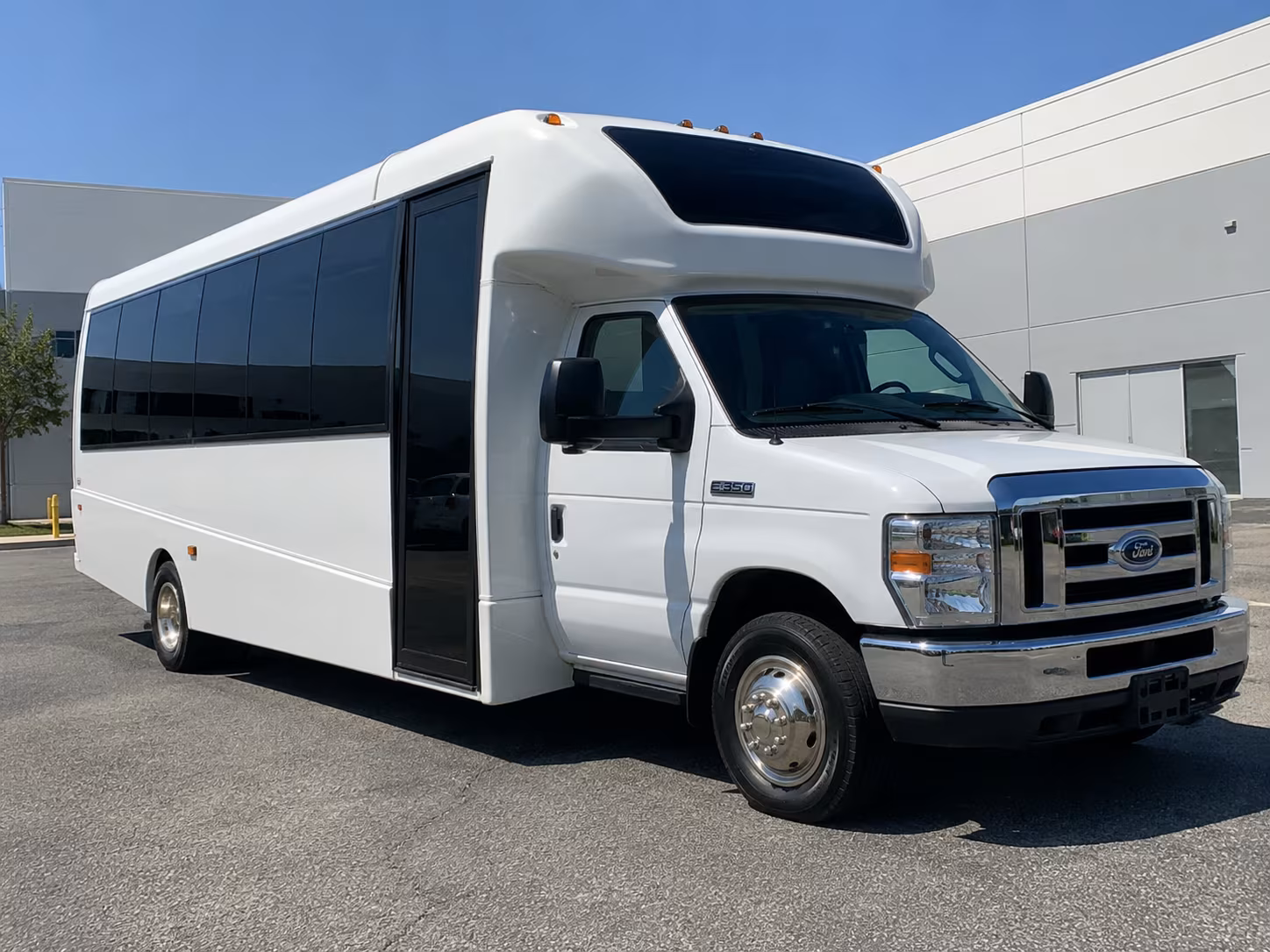 bus rentals for team building events and corporate outings around los angeles
