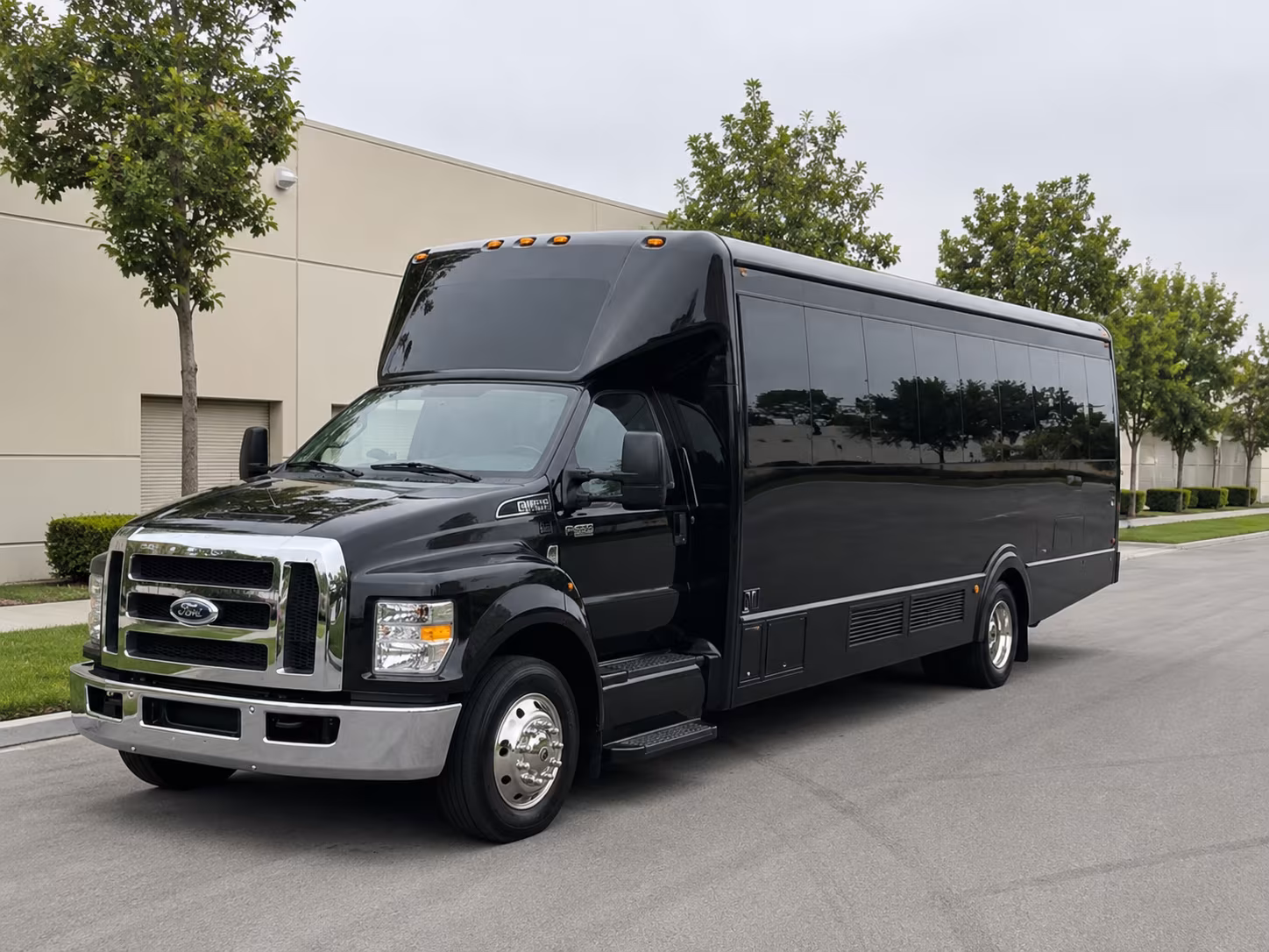 does the day of the week or the time of year change what a bus rental costs in pico rivera