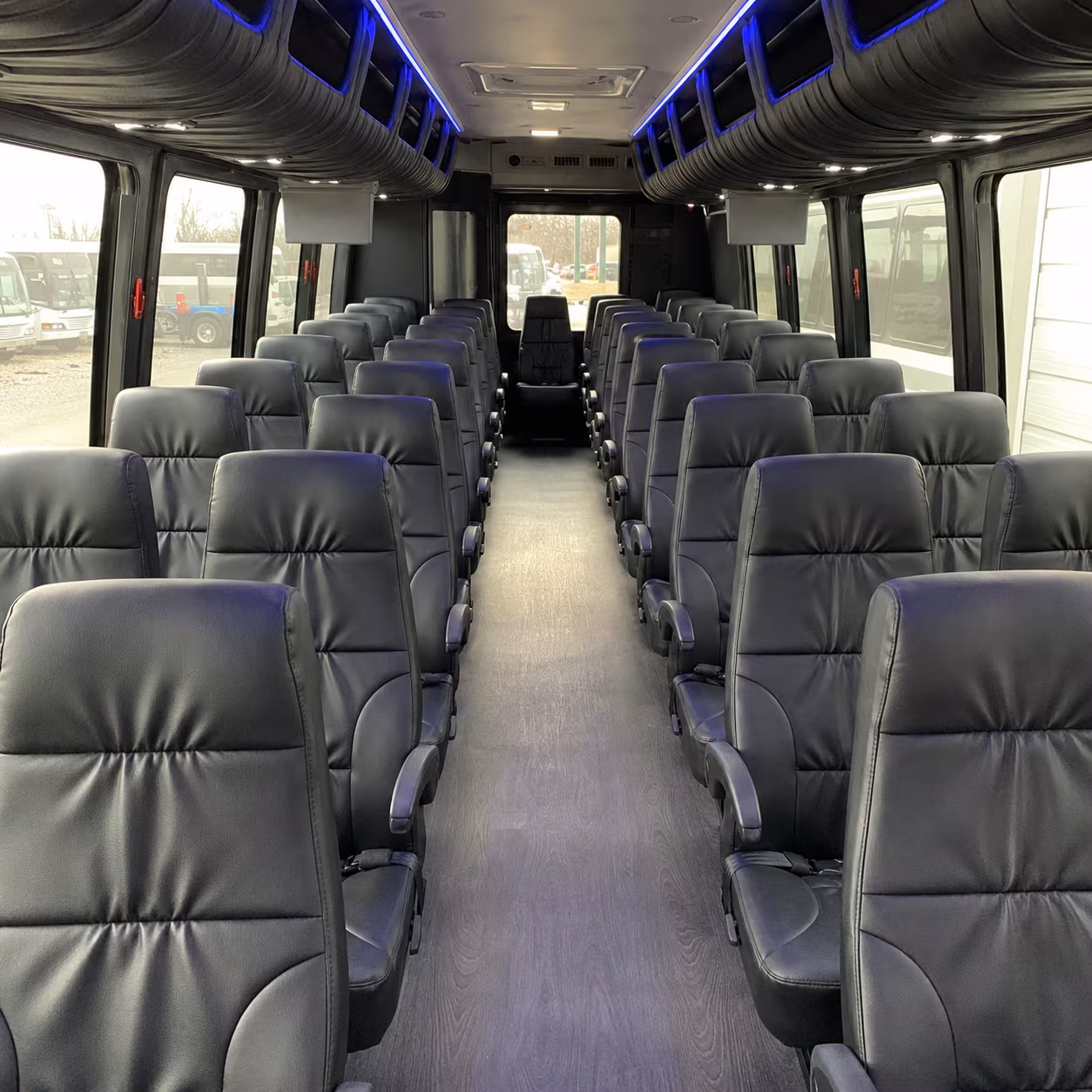 minibuses for aquarium and coastal field trips from pico rivera schools