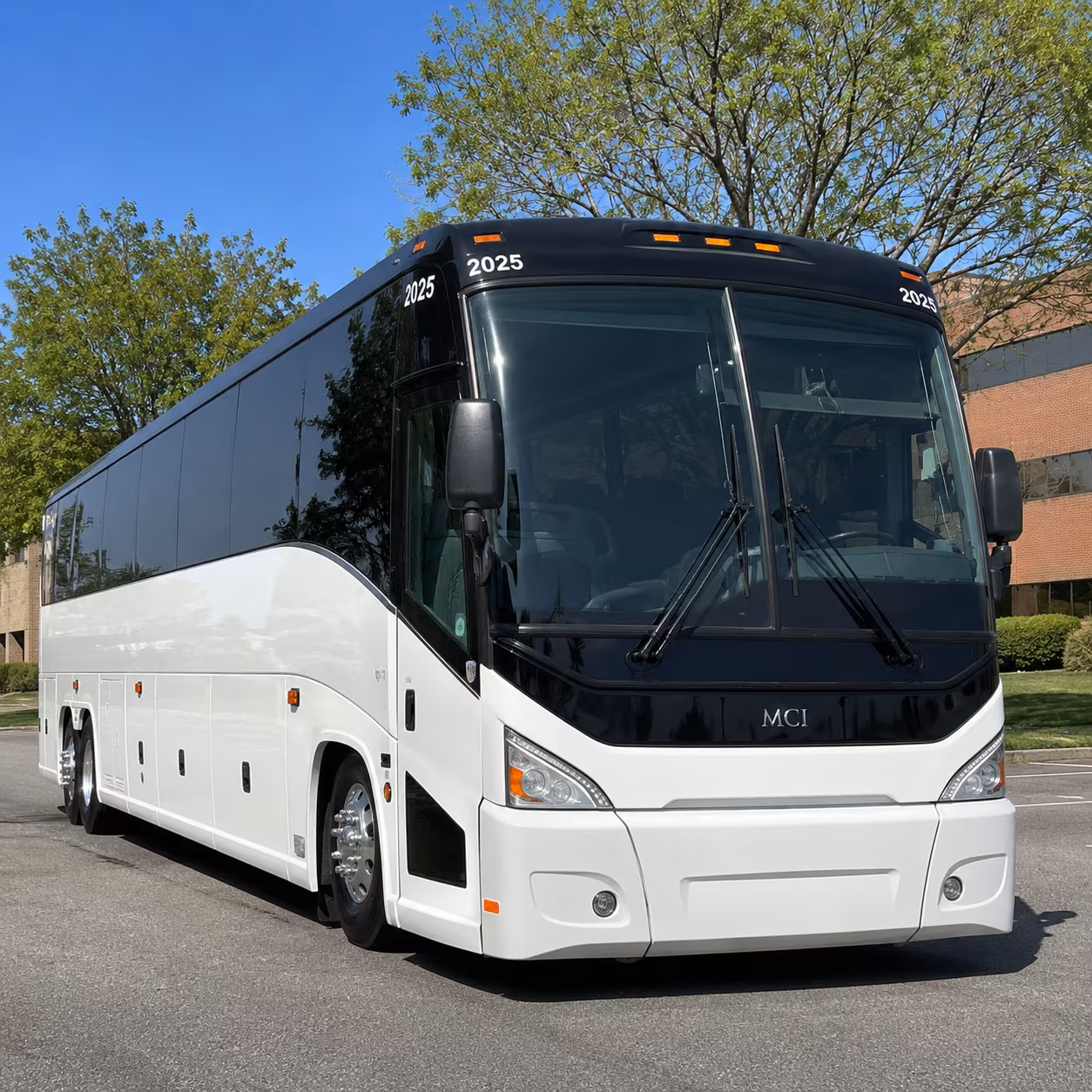 multi site and corporate campus shuttle buses in the southeast la region