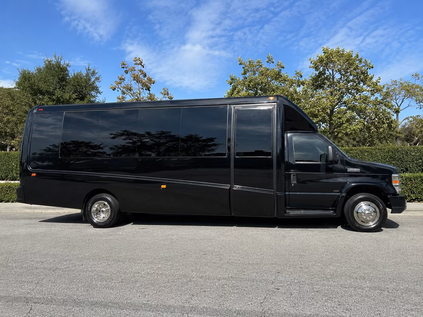 senior ministry buses for pico rivera congregations