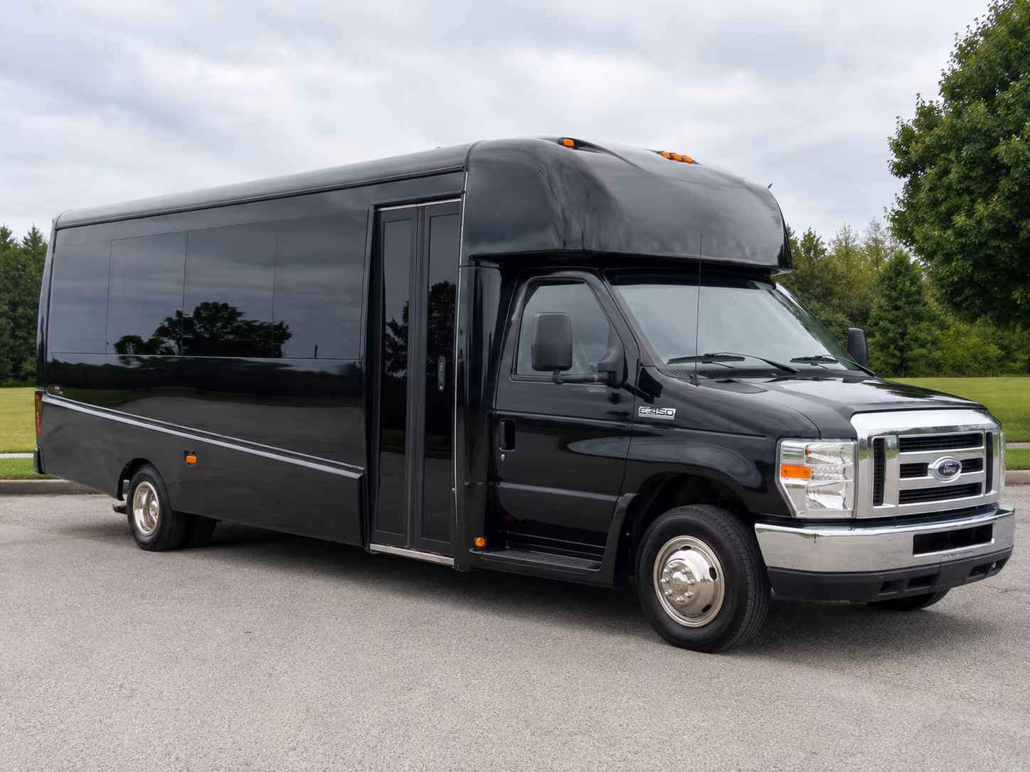wedding guest buses and shuttle transportation in pico rivera